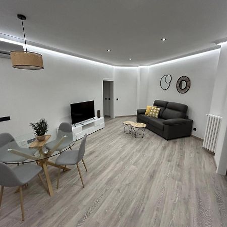 Arizonica Suites Chamartin Мадрид Экстерьер фото
